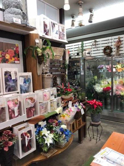 「モモサワ生花店」　（神奈川県鎌倉市）の花屋店舗写真2
